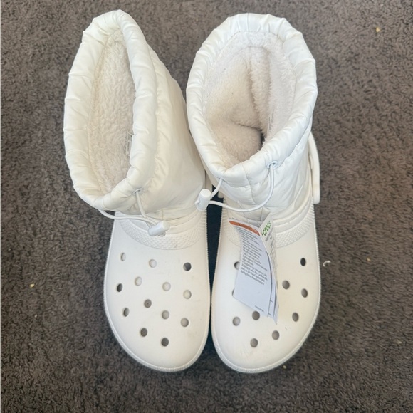 Crocs White unisex classic‎ lined Neo puff boots women’s size 11 / men’s 9 NWT - Picture 2 of 6